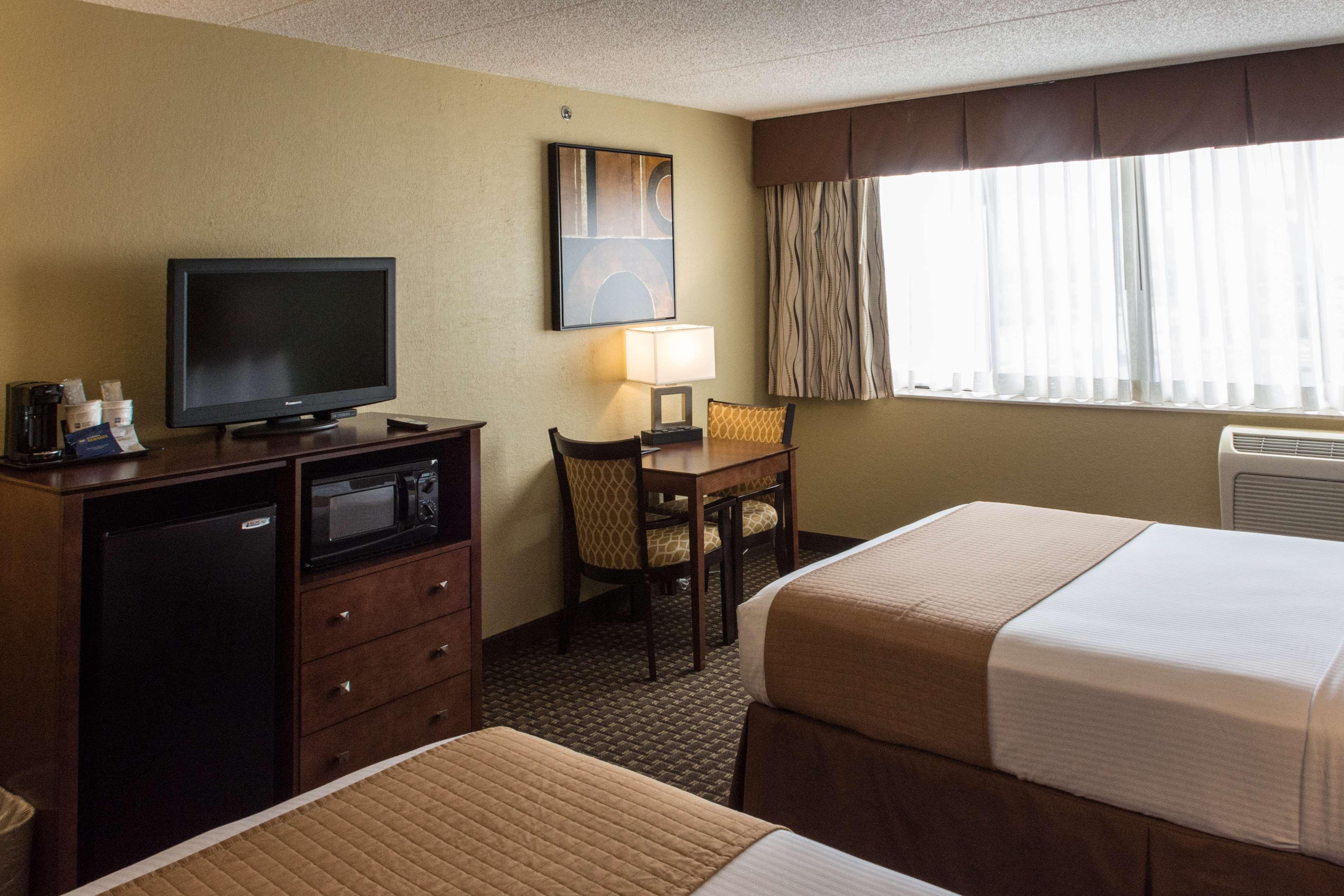 Best Western Executive Inn Kenosha - Pleasant Prairie Exterior photo